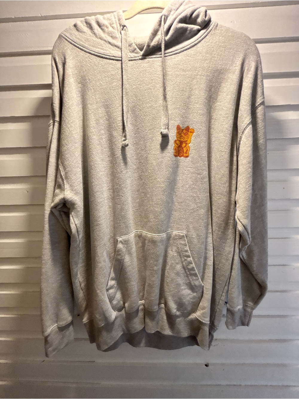 Gray Hoodie Sweatshirt with waving kitty